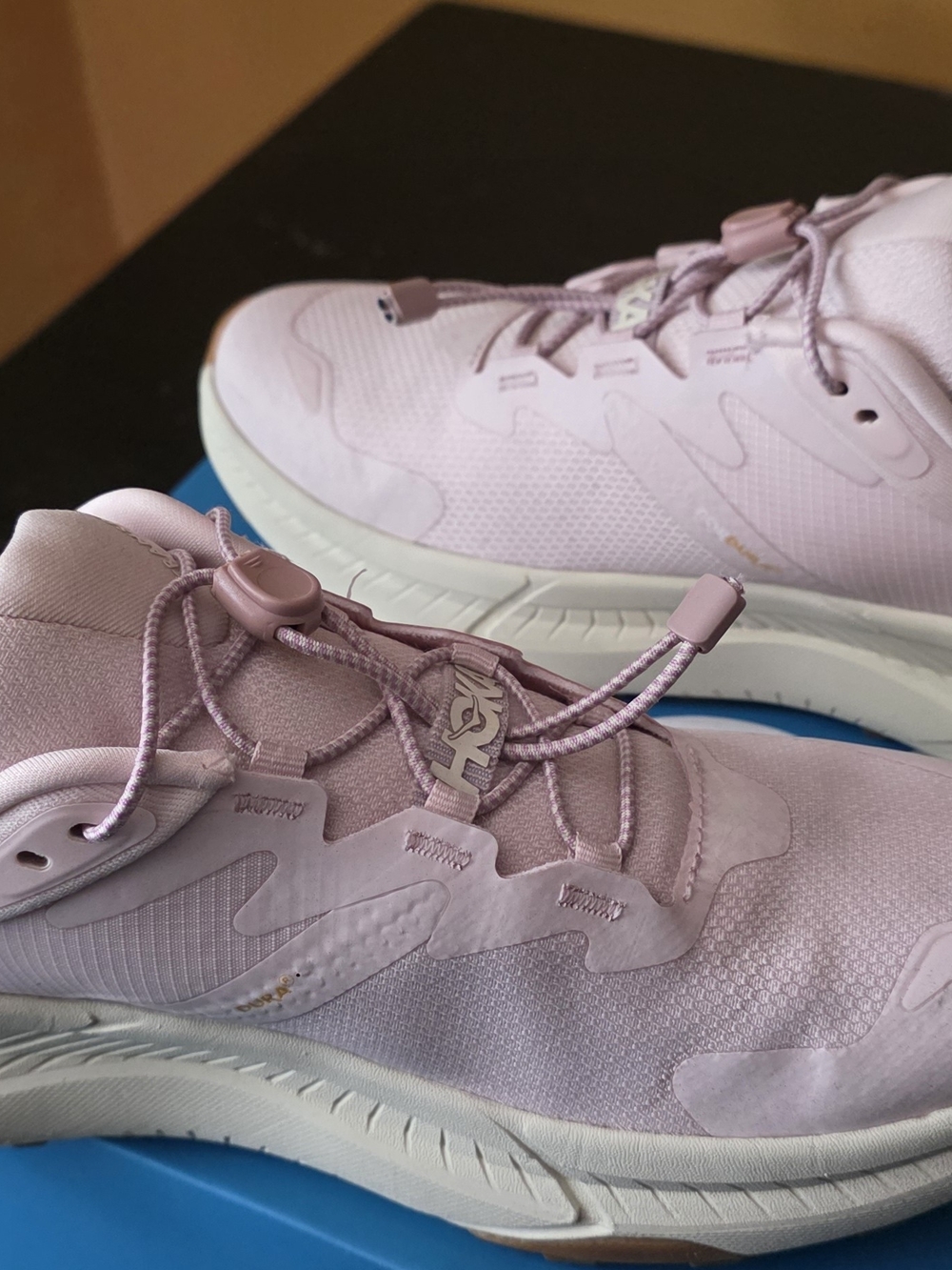 HOKA Women's Transport Sneaker 8.5 - Picture 3 of 8
